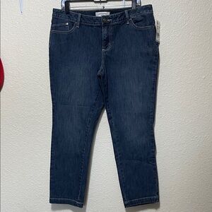 Canyon River Blues Women's Capris. NWT. Size 14.